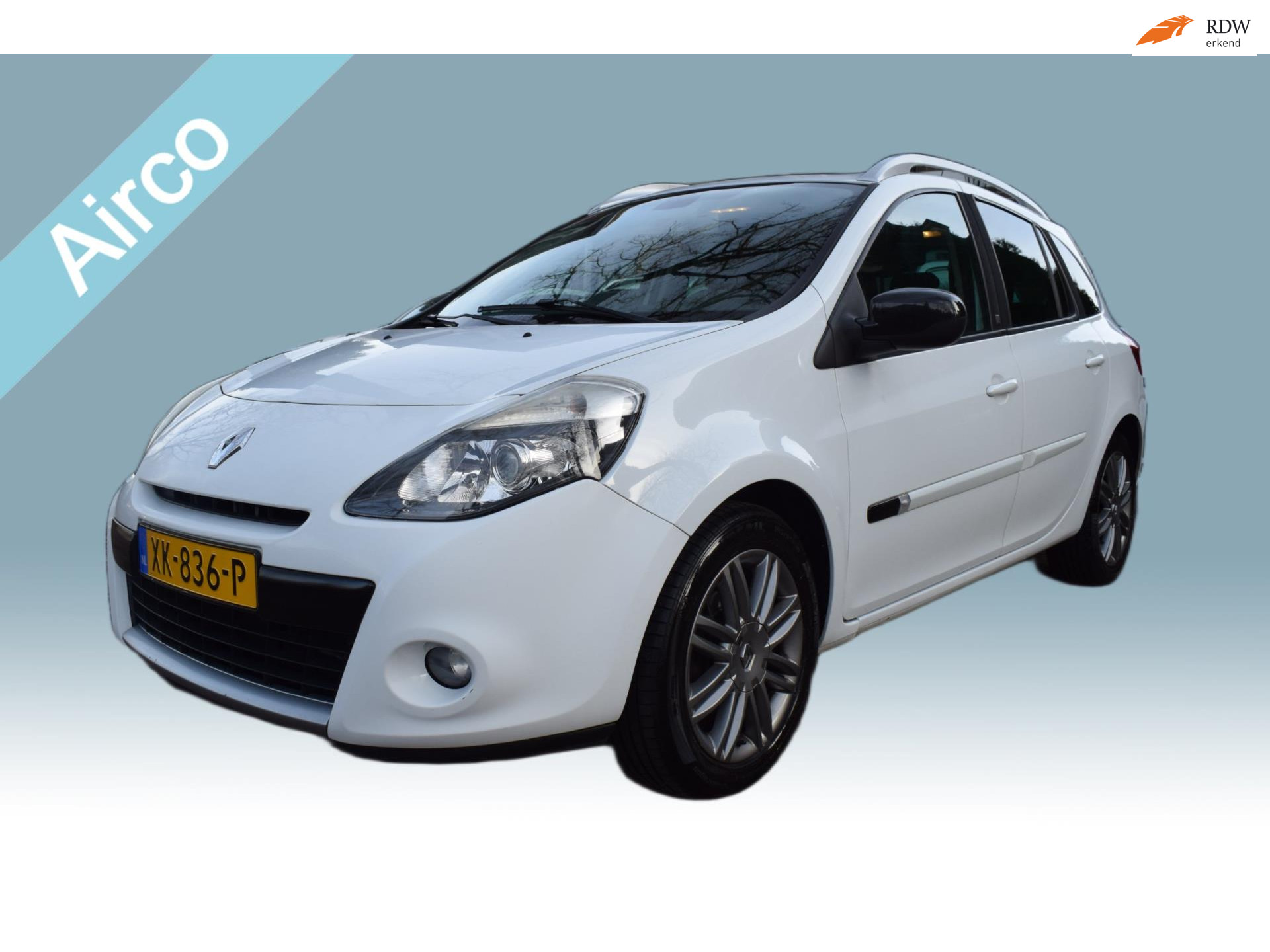 Renault Clio 1.2-16V Authentique Pano/Cruise 2010 - voorkant