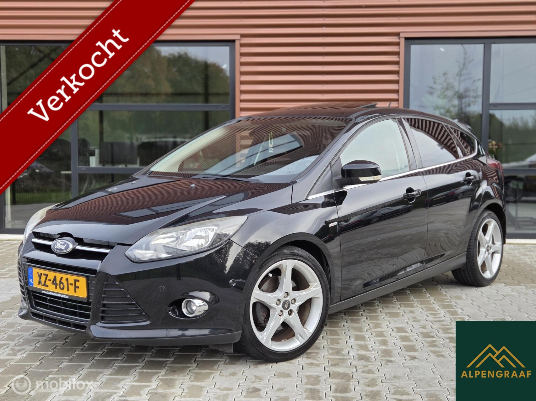 Ford Focus 1.6 EcoBoost Titanium 182pk ST LINE Schuifdak|Stoelverwarming|Cruise Control| 2011 - voorkant