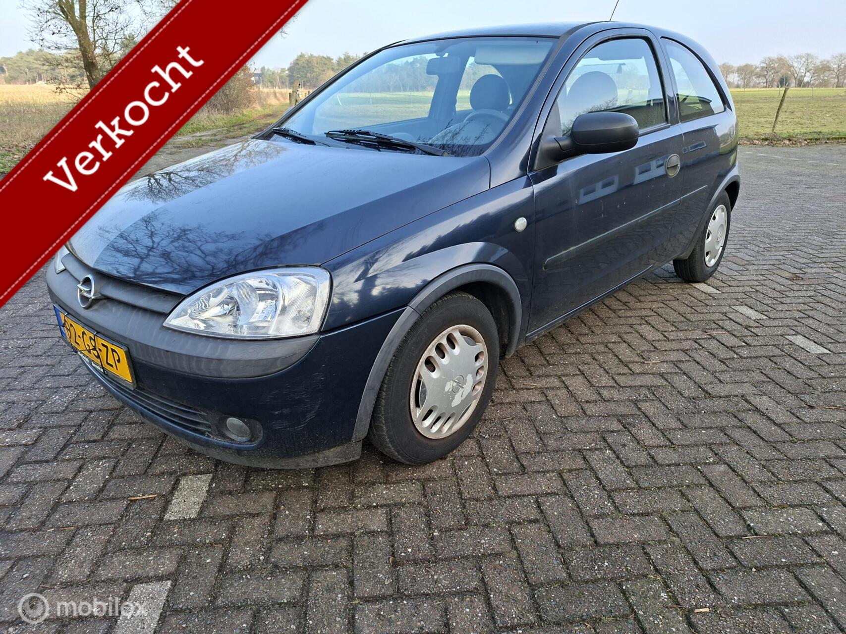 Opel Corsa-c 1.0-12V Comfort nieuwe apk 130767 km nap 2001 - voorkant