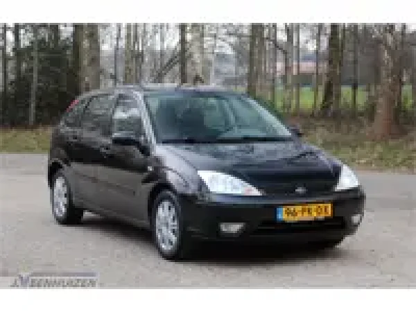 Ford Focus 1.6-16V Futura 2004 - voorkant