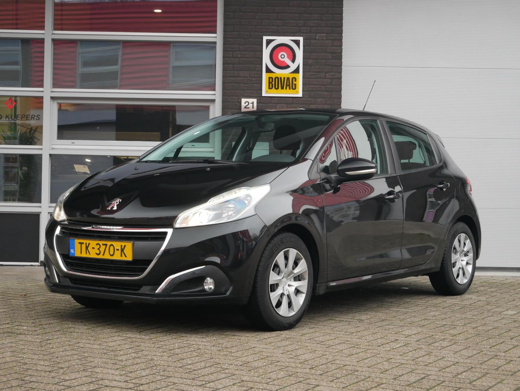 Peugeot 208 1.2 PureTech Blue Lion NL Auto| 2e Eigenaar| Navi+BT 2018 - voorkant
