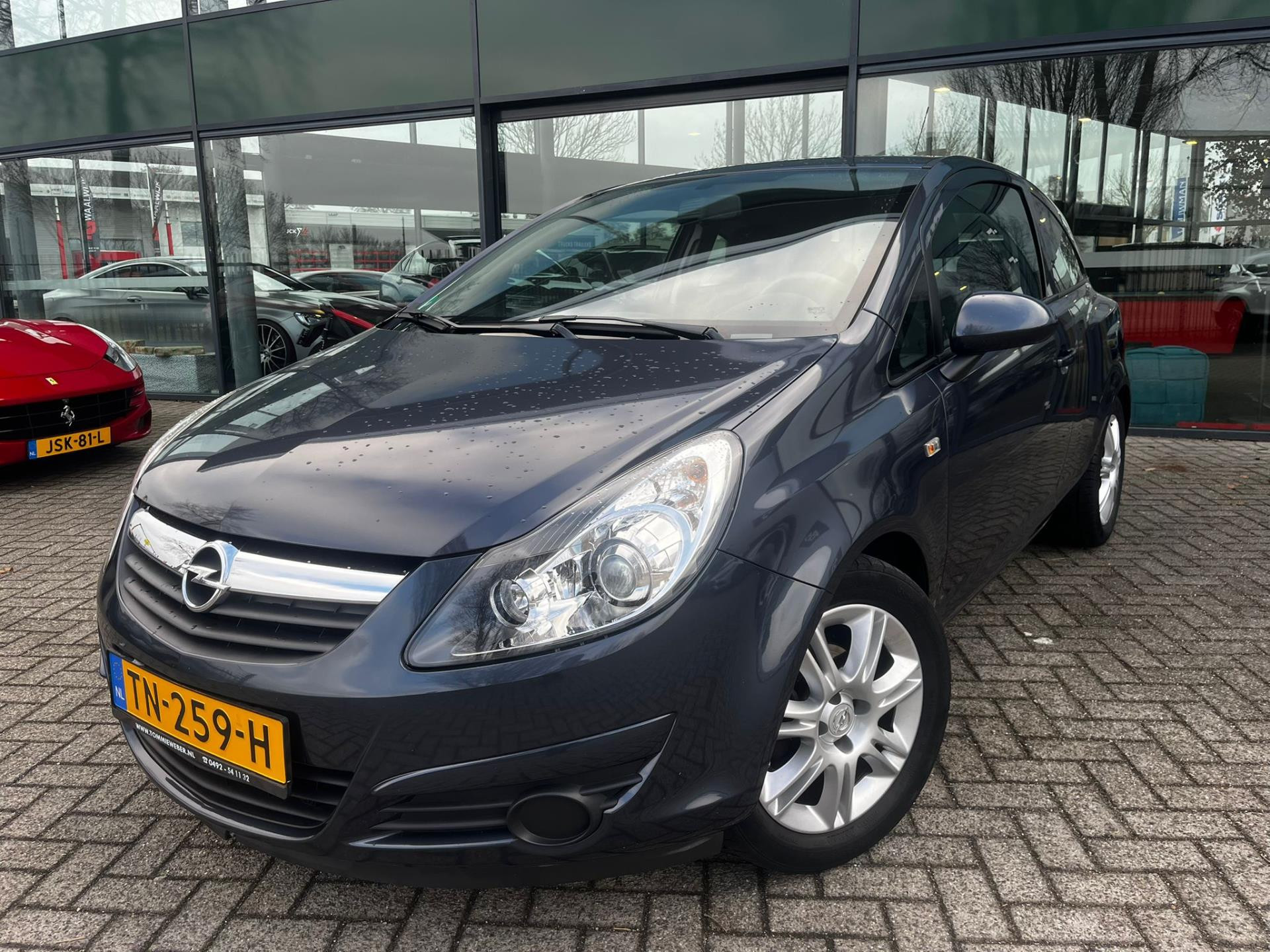 Opel Corsa 1.4-16V Enjoy (Airco, Goed Onderhouden, Inruilkoopje) 2008 - voorkant