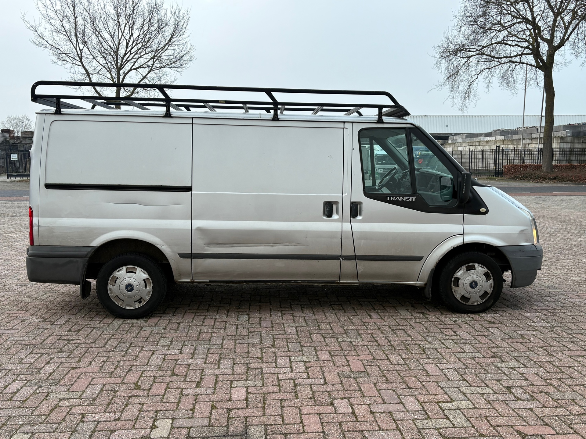 Foto van Ford Transit 280m Van LR 115dpf 4.36