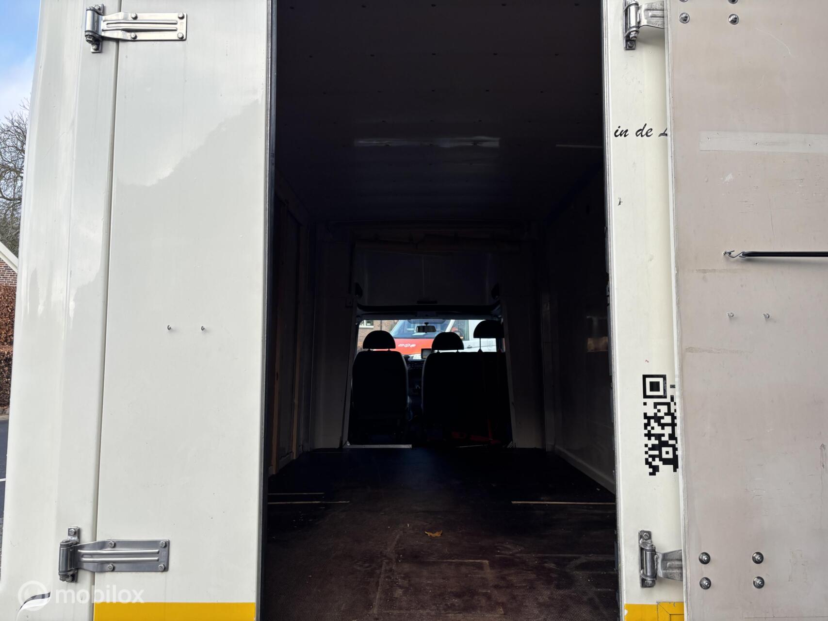 Foto van Ford Transit 190d Majestic-l