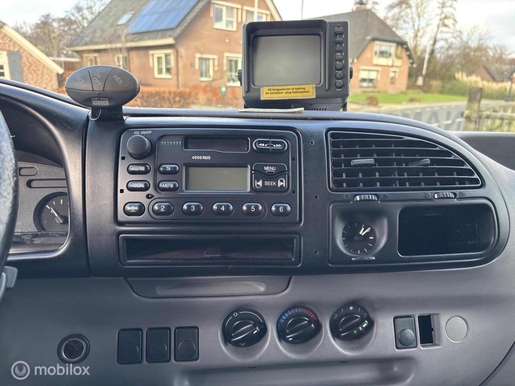 Foto van Ford Transit 190d Majestic-l