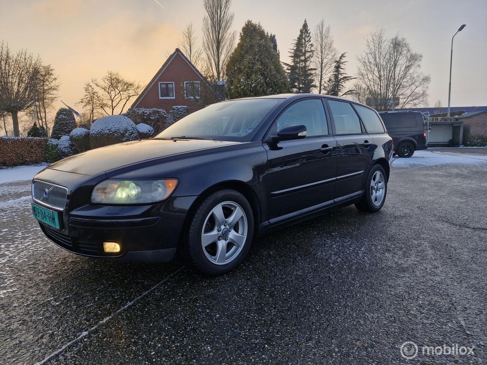 Volvo V50 2.4 Summum 2005 - voorkant