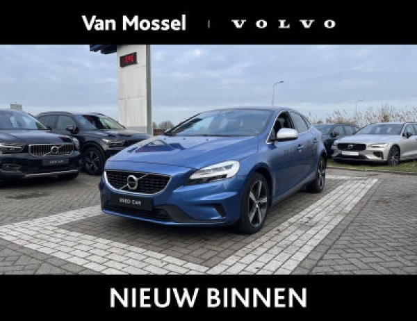 Volvo V40 2.0 T4 Business Sport 2017 - voorkant