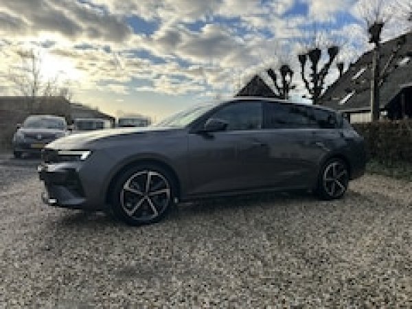 Opel Astra 1.2 Turbo Hybrid GS 2024 - voorkant