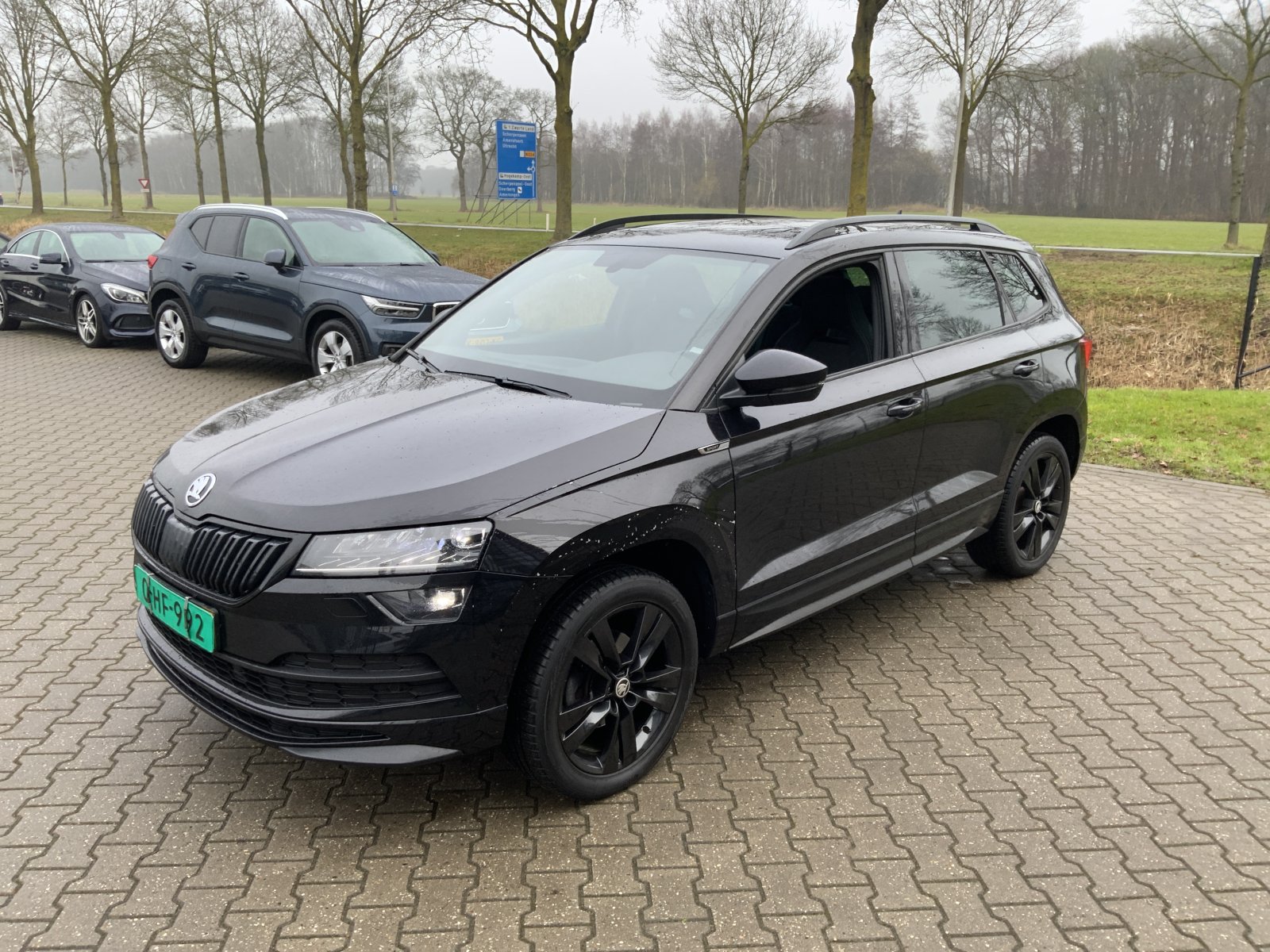 Skoda Karoq 1.5 TSI ACT Sportline Business 2020 - voorkant