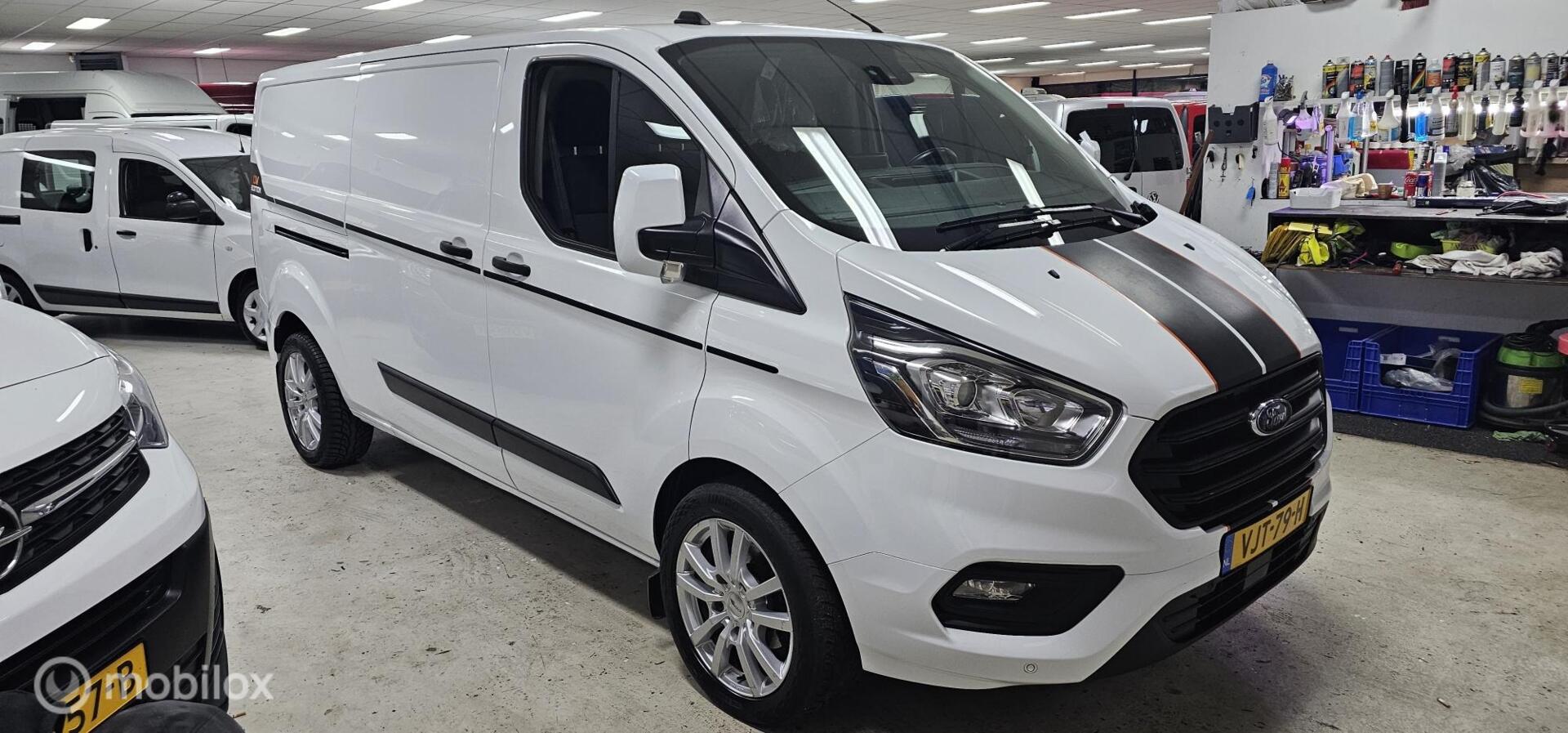 Ford Transit Custom 320 2.0 TDCI L2H1 Limited sport 2019 - voorkant