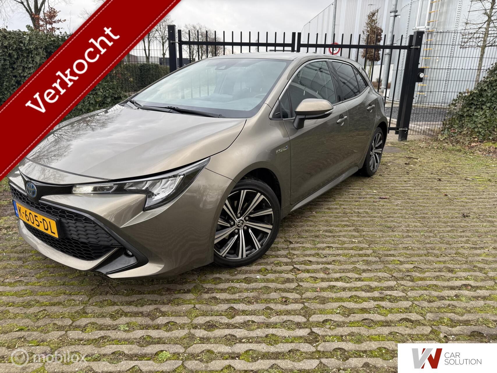 Toyota Toyota Corolla 1.8 Hybrid Dynamic NL AUTO CLIMA ACC CARPLAY 2020 - voorkant
