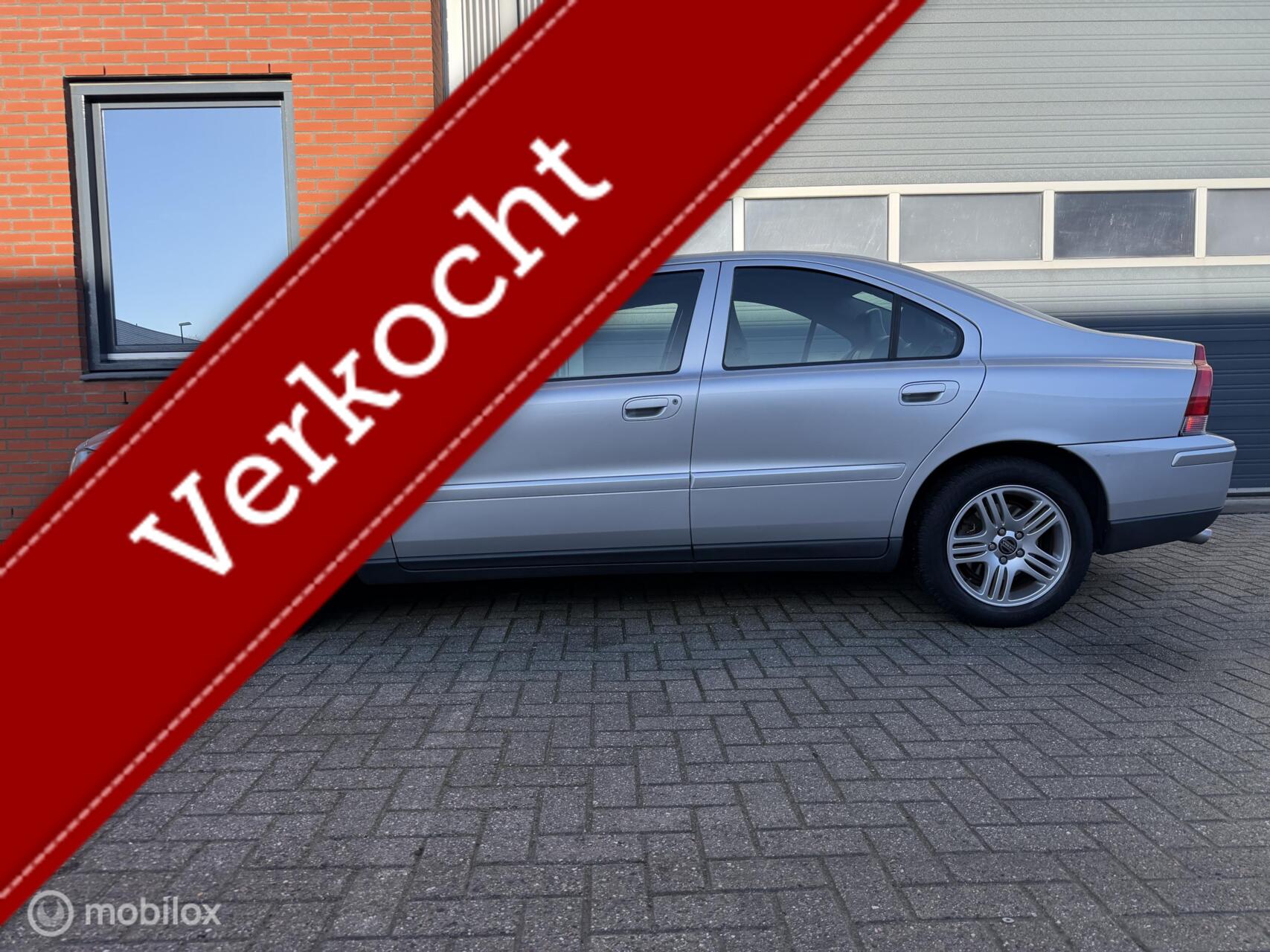 Volvo S60 2.4 170pk Automaat Edition II - orig. NL 2006 - voorkant