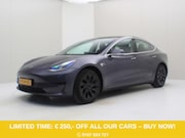 Tesla Model 3 Standard RWD Plus 60 kWh 2020 - voorkant