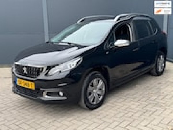 Peugeot 2008 1.2 PureTech Allure 2017 - voorkant