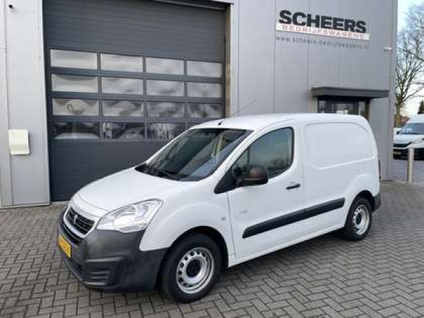 Foto van Peugeot Partner