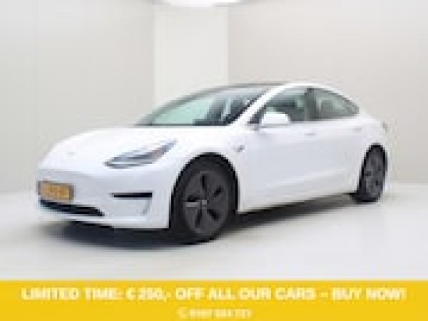 Tesla Model 3 Standard RWD Plus 60 kWh 2020 - voorkant