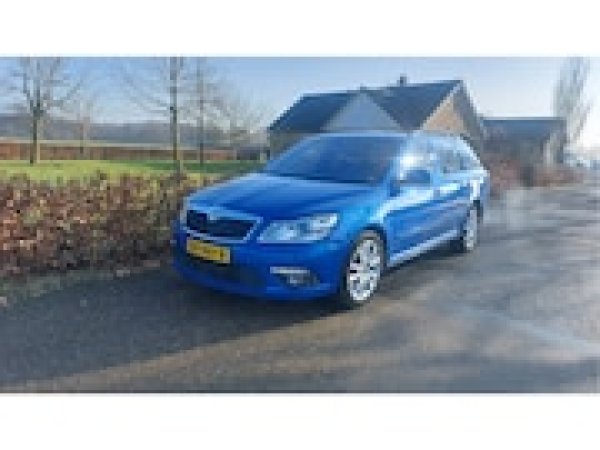 Skoda Octavia 2.0 TFSI RS 2010 - voorkant