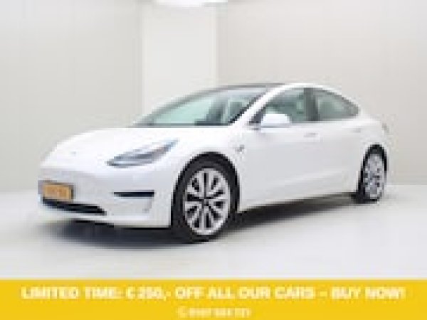Tesla Model 3 Standard RWD Plus 60 kWh 2020 - voorkant