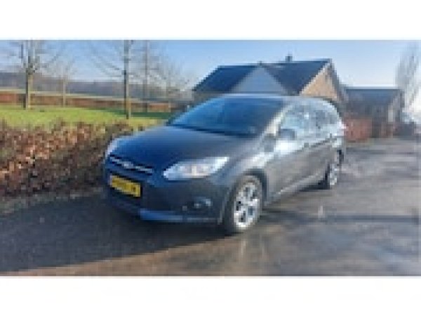 Ford Focus 1.0 EcoBoost Titanium 2013 - voorkant