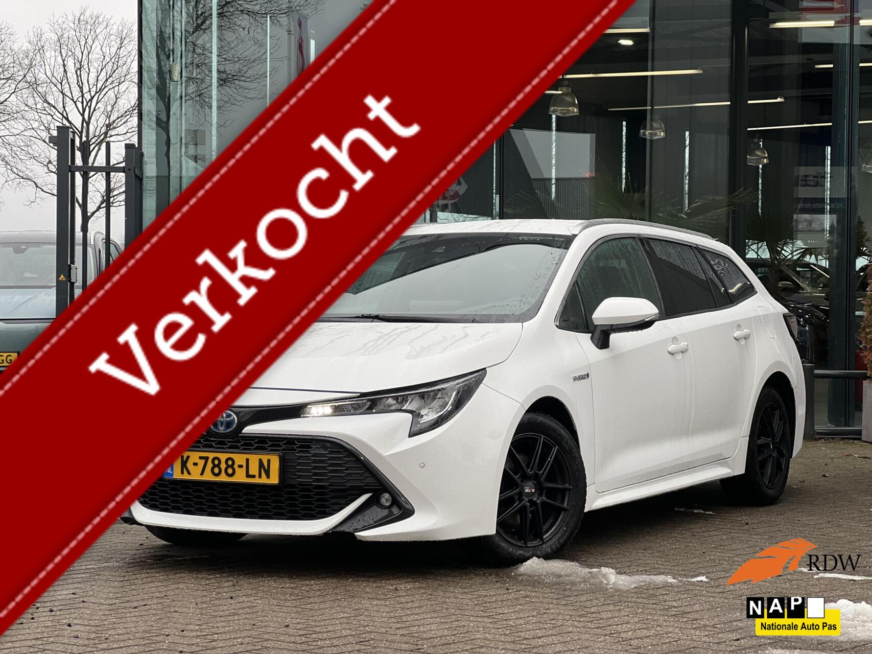 Toyota Toyota Corolla 1.8 Hybrid Business Plus NAP 2021 - voorkant