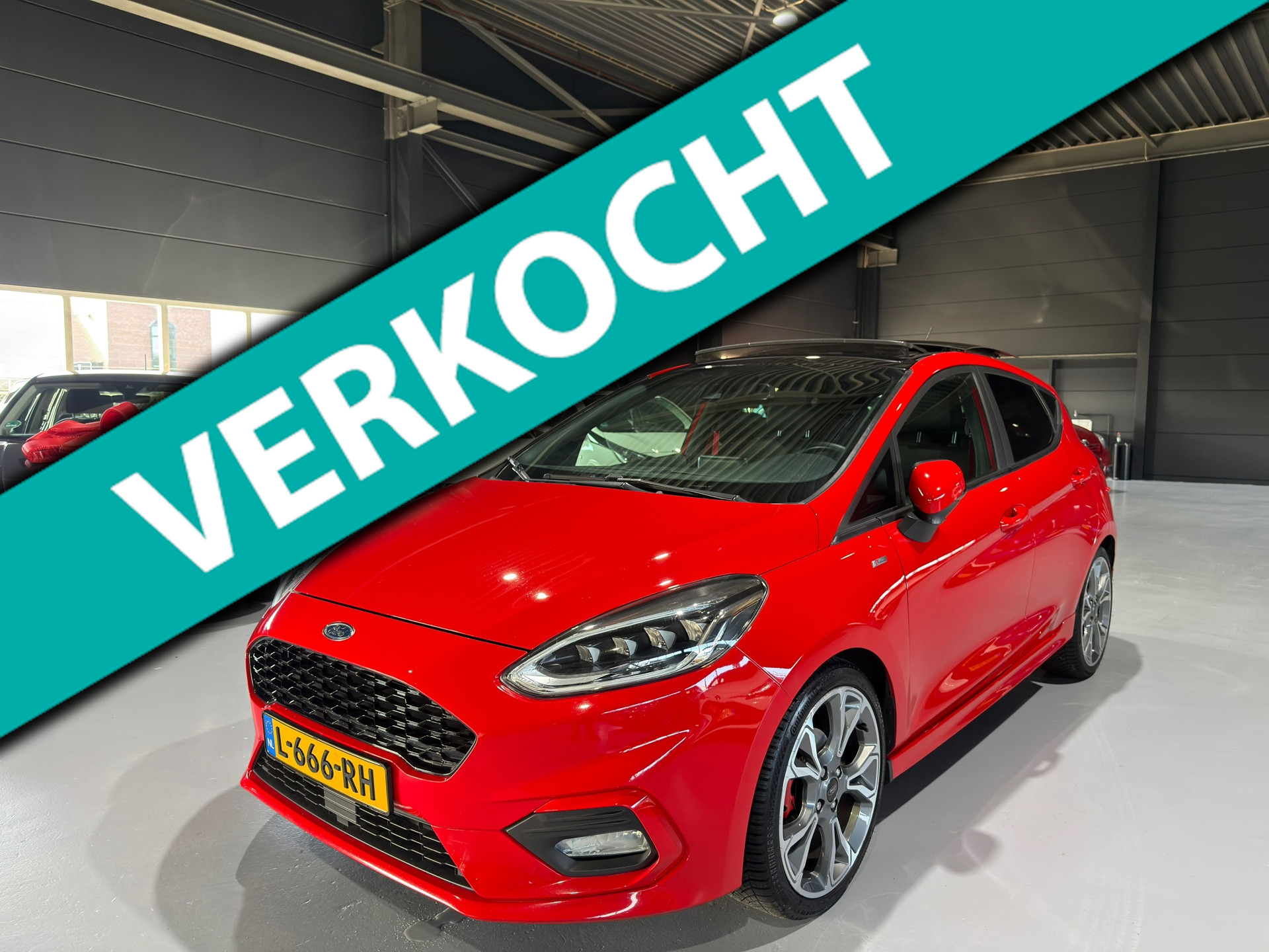Ford Fiesta 1.0 EcoBoost ST-Line Pano dak l B&O l Keyless l Carplay 2018 - voorkant