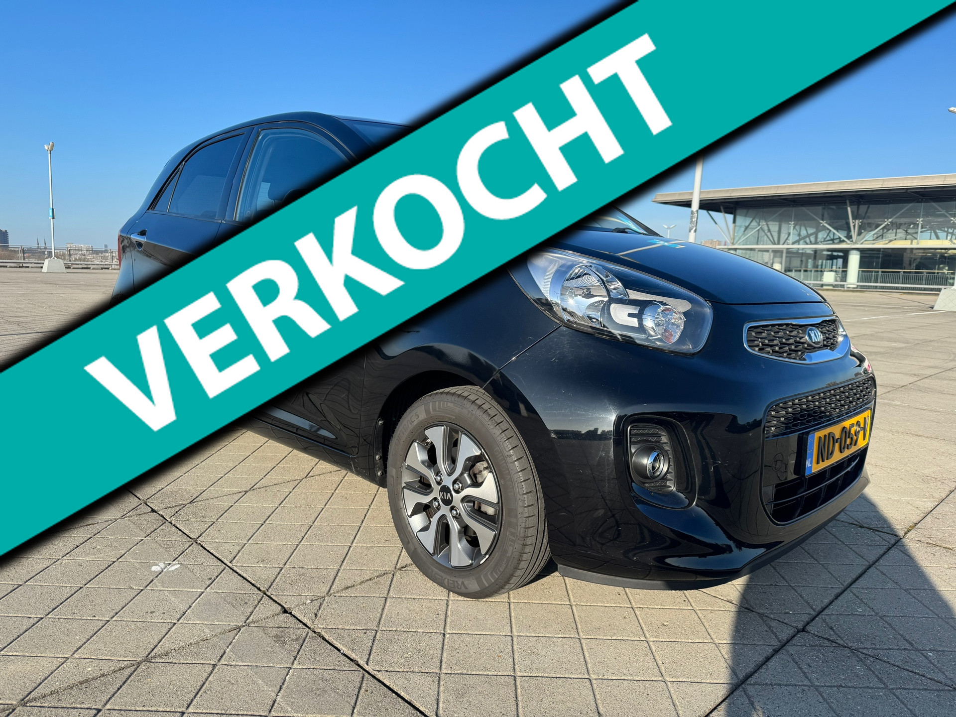 Kia Picanto 1.0 CVVT ComfortPlusLine NAVI CLIMA CRUISE NAP 2017 - voorkant