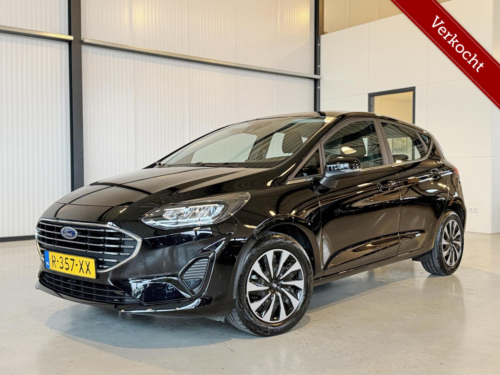 Ford Fiesta 1.0 EcoBoost 125pk MHEV Hybrid Titanium 2022 - voorkant