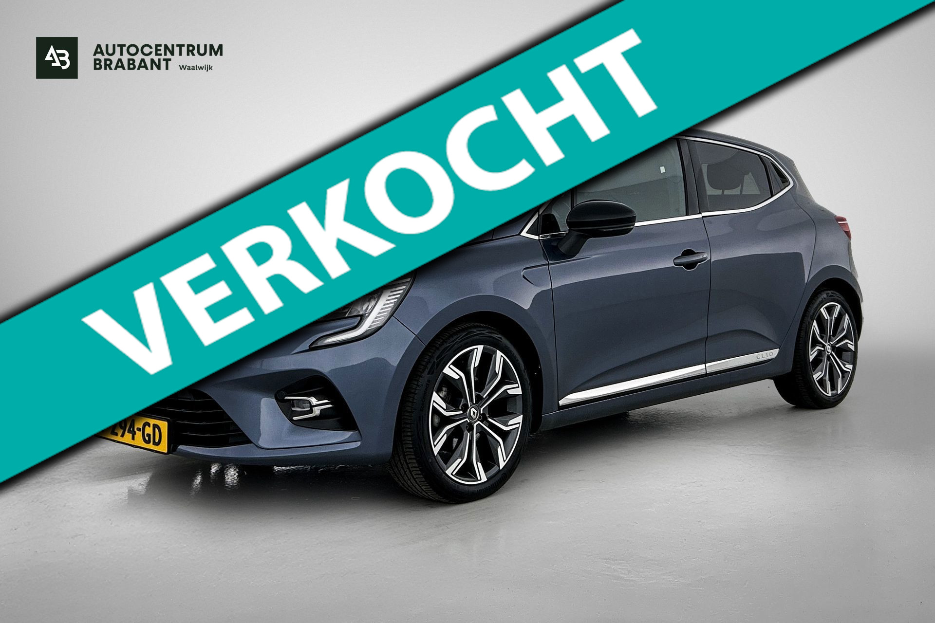 Renault Clio 1.3 TCe line(Goed OnderH, Camera, Trekhaak, Carplay, Climate Con, Navi, Etc) 2019 - voorkant