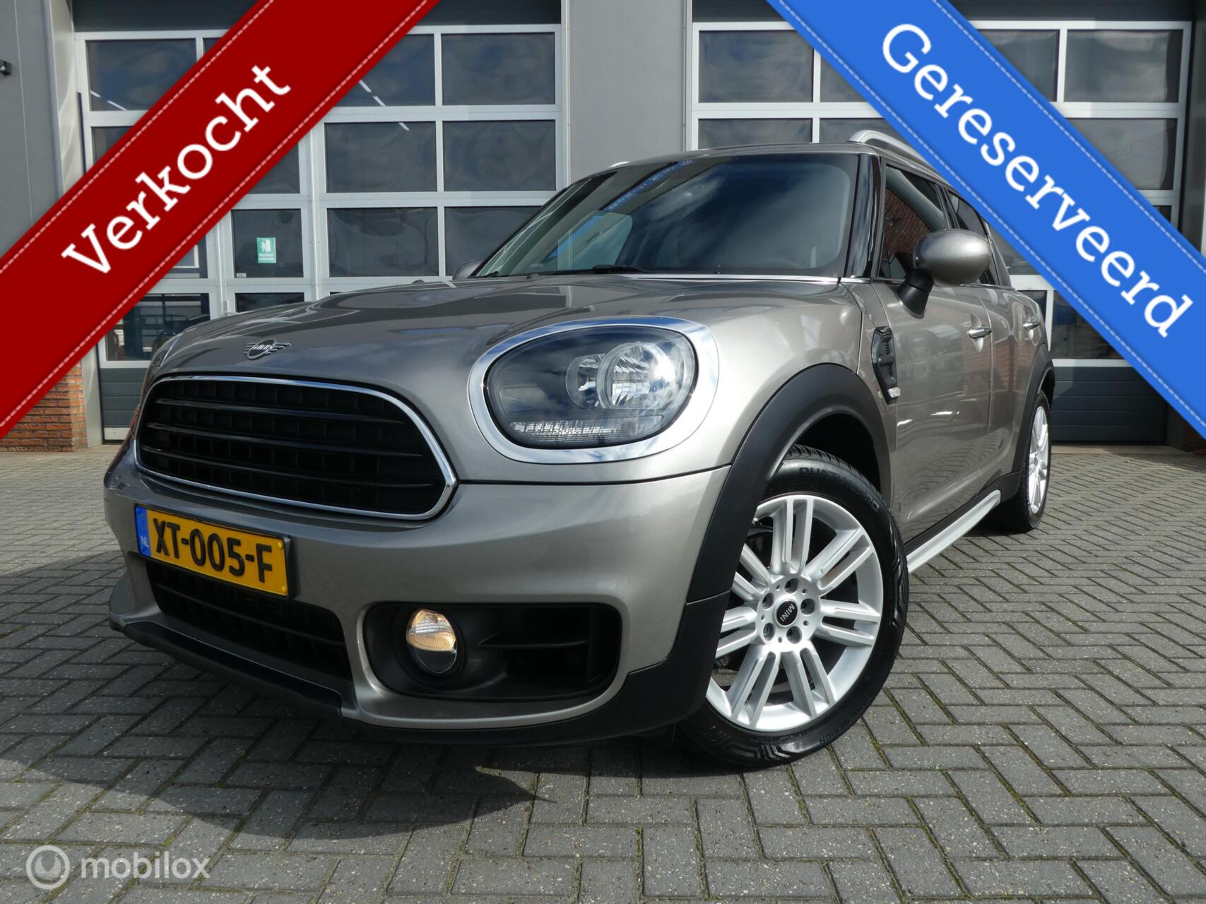 Foto van MINI COUNTRYMAN COOPER