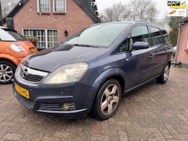 Foto van Opel Zafira