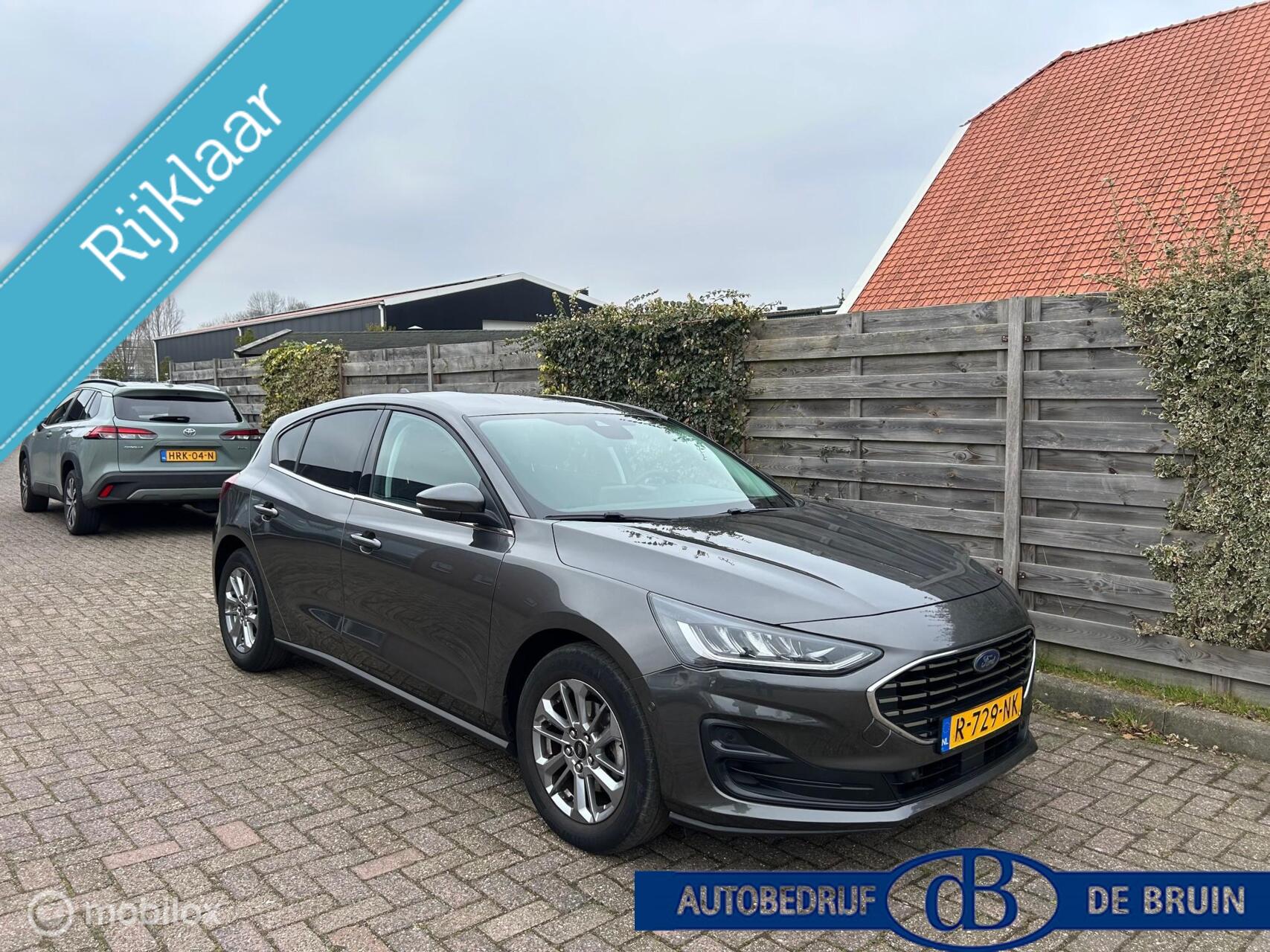 Ford Focus 1.0 EcoBoost Hybrid Titanium Style winterpakket 2022 - voorkant