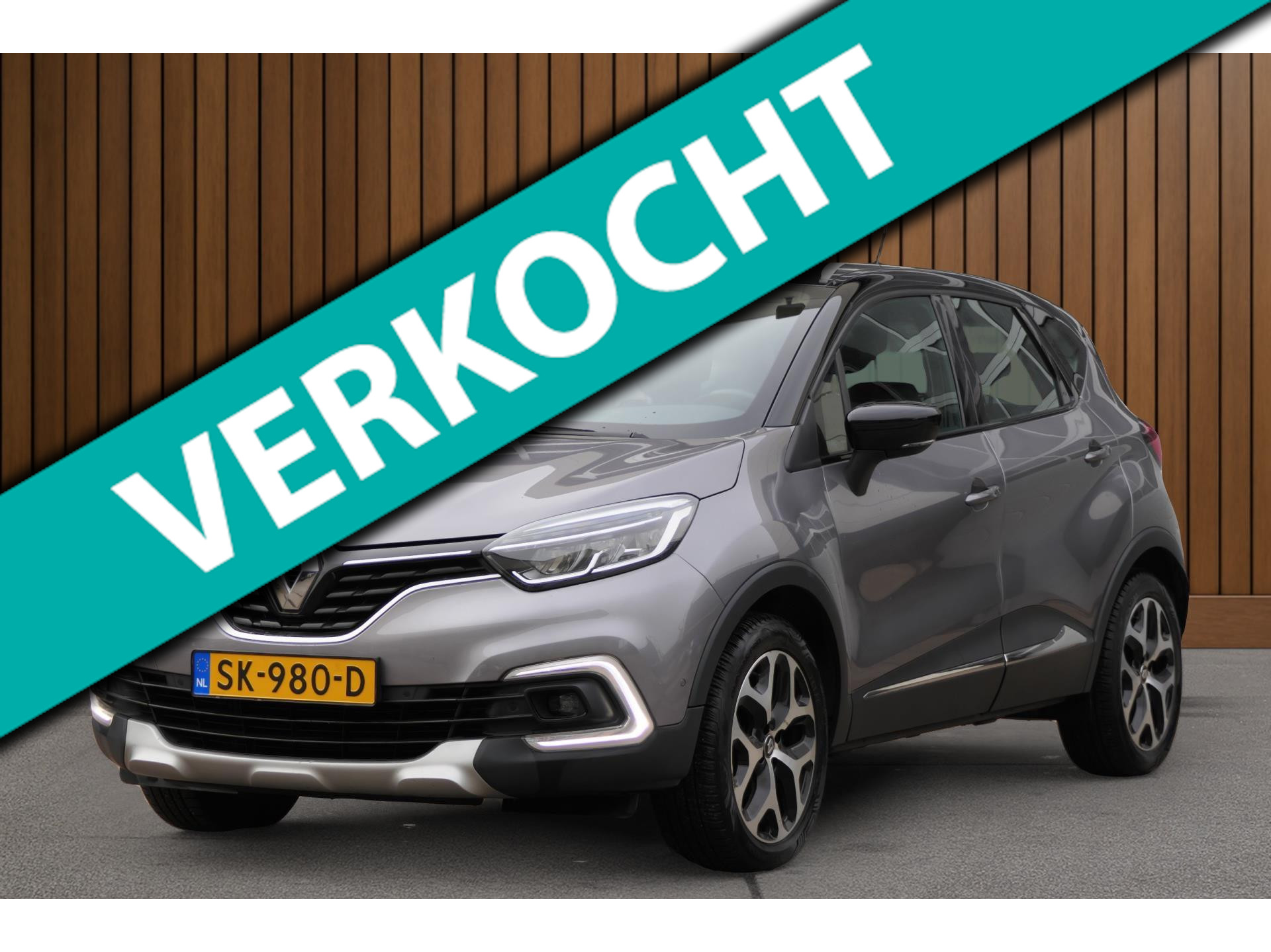 Renault Captur 0.9 TCe Intens | Trekhaak | Achteruitrijcamera | Clima 2017 - voorkant