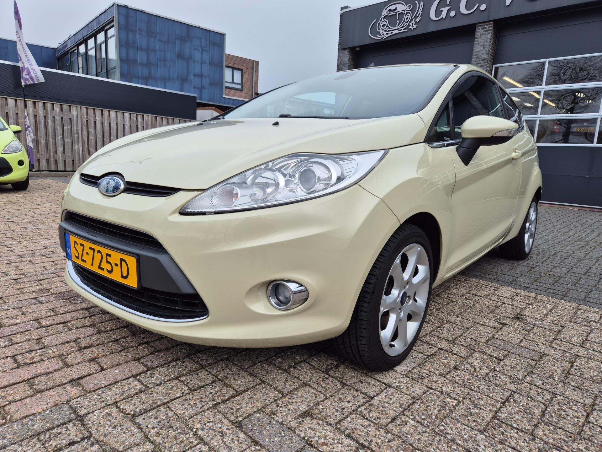 Ford Fiesta 1.25 Ghia 2009 - voorkant