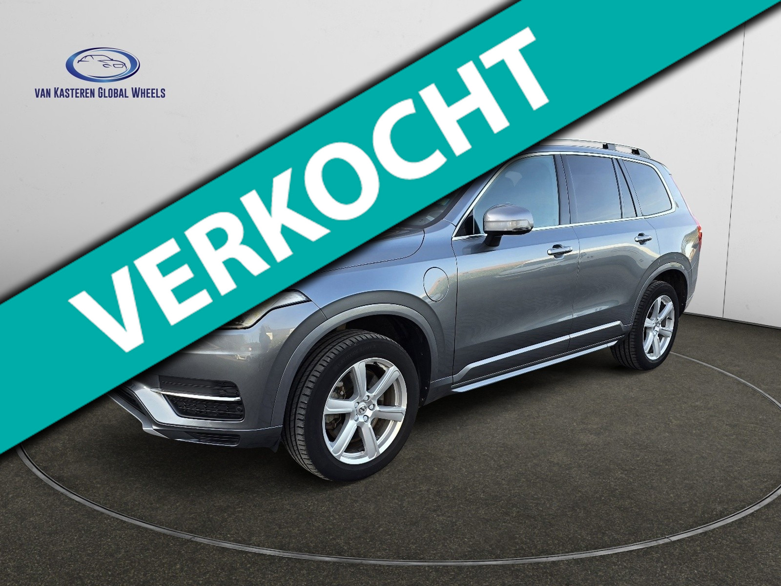 Volvo Xc90 2.0 T8 AWD Momentum Luchtvering Pano Trekhaak. 2017 - voorkant