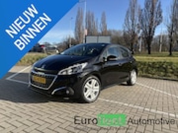 Peugeot 208 1.2 PureTech Signature 2019 - voorkant