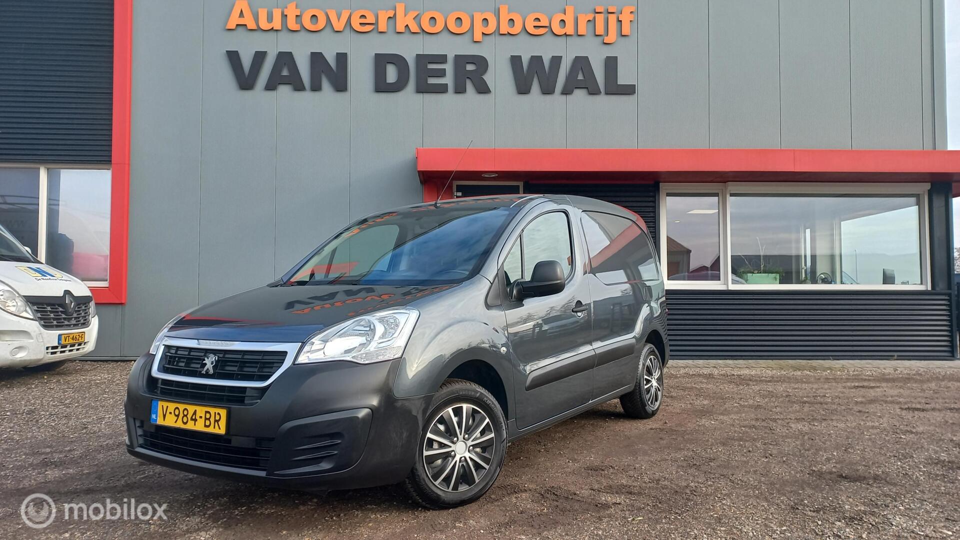 Foto van Peugeot Partner