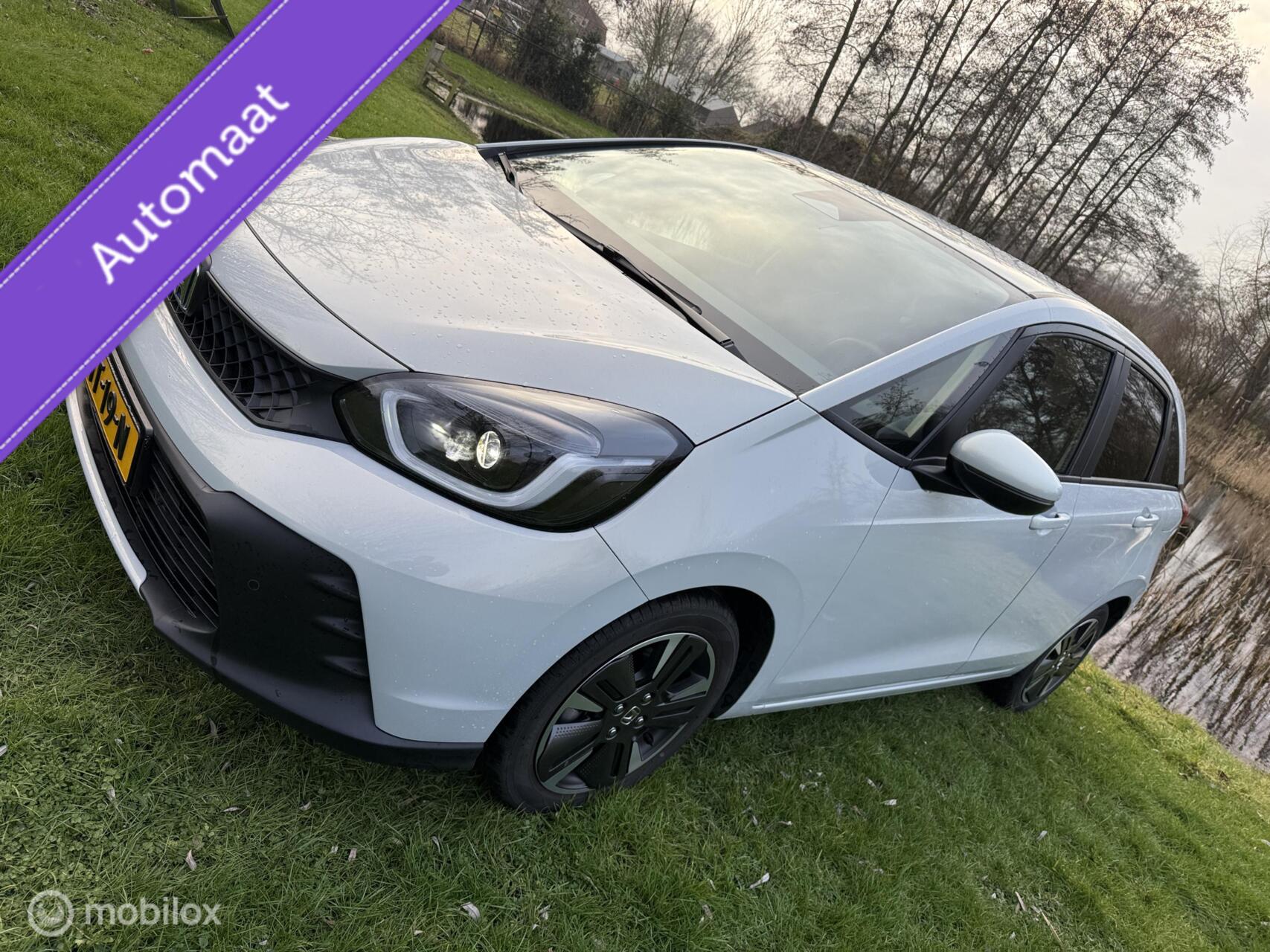 Honda Jazz 1.5 HYBRID Automaat 2024  9.799Km  € 23.999,- 2024 - voorkant