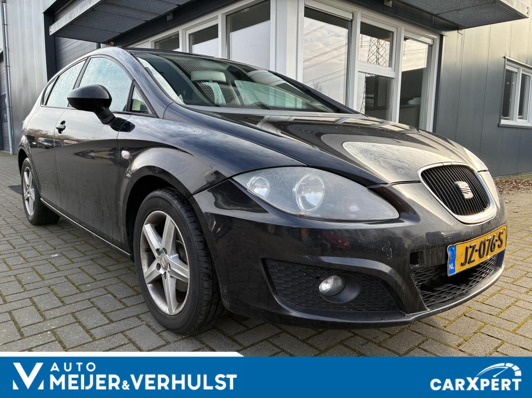 Seat Leon 1.6 TDI | AIRCO | EXPORT 2011 - voorkant