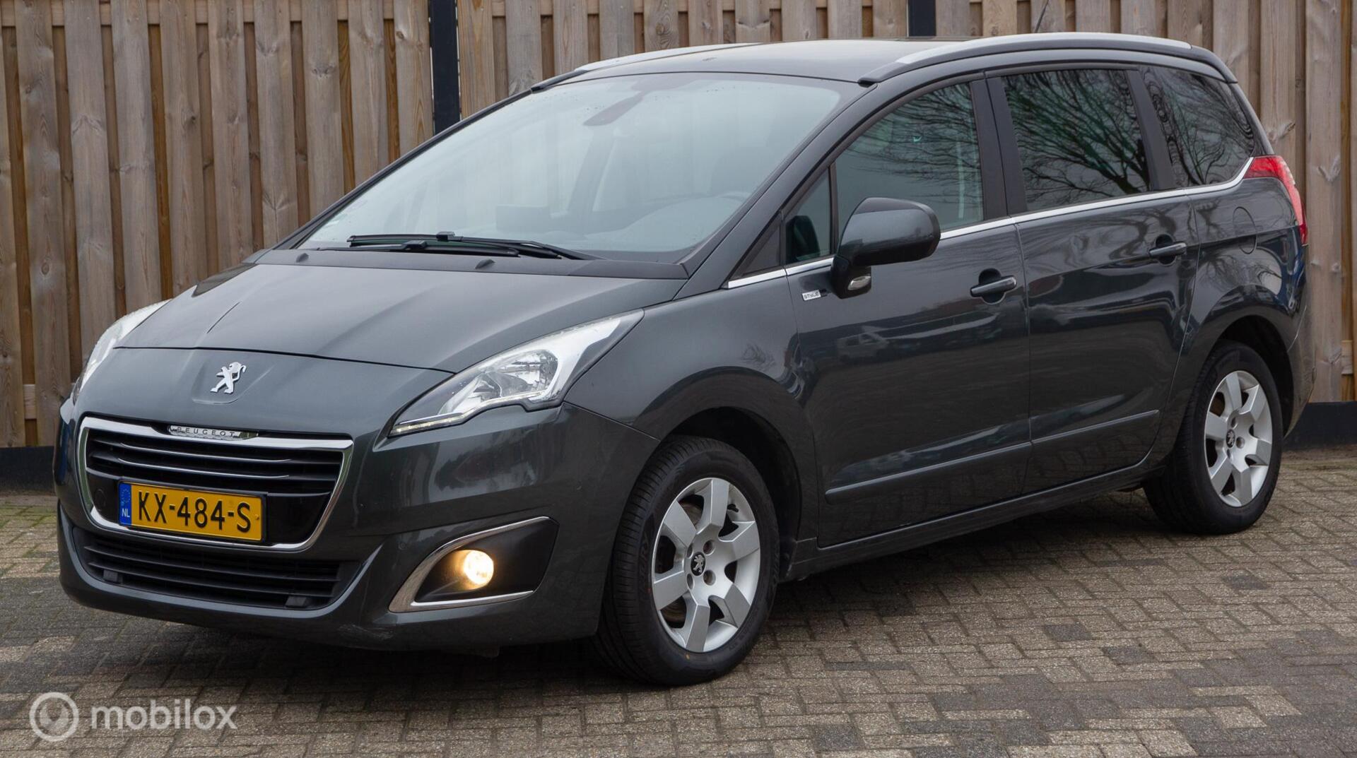 Foto van Peugeot 5008