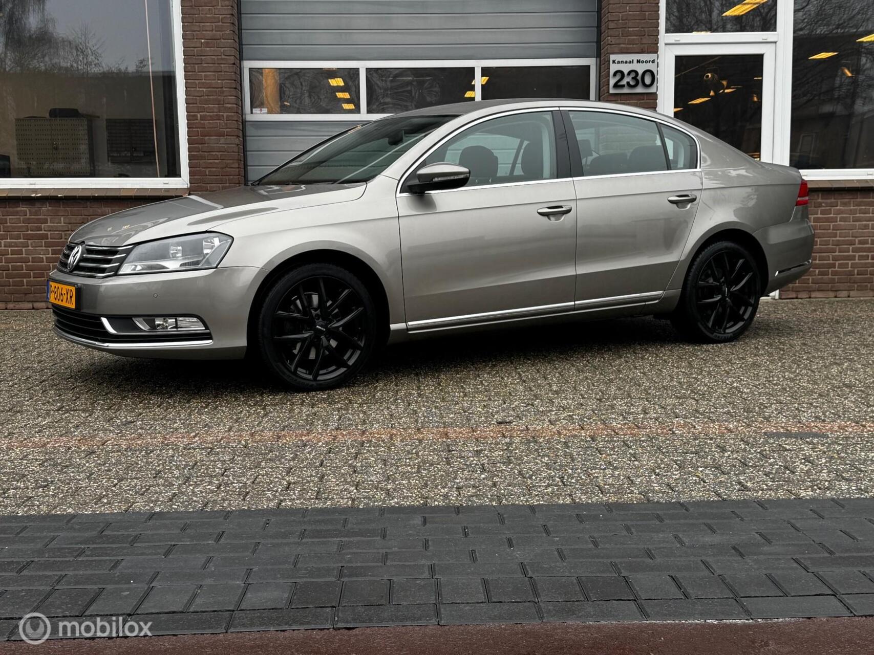 Foto van VOLKSWAGEN PASSAT