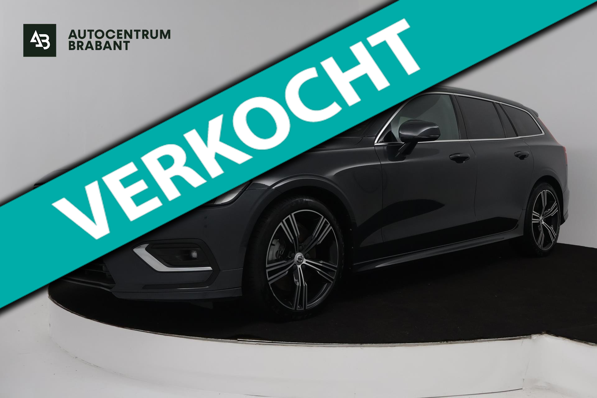 Volvo V60 2.0 T5 Inscription (PANORAMADAK, ACHTERUITRIJCAMERA, PARKEERSENSOREN, CRUISE CONTROL, AUTOMAAT) 2019 - voorkant