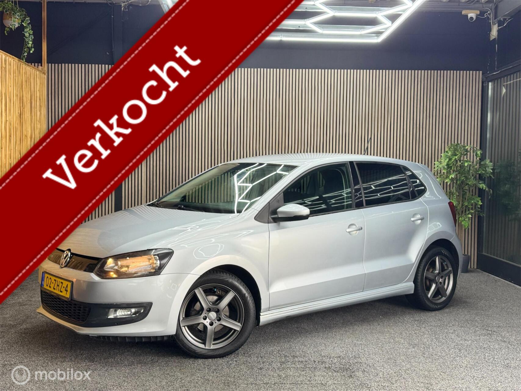 Volkswagen Polo 1.2 TDI BlueMotion Comfortline|Navi|Carplay 2012 - voorkant