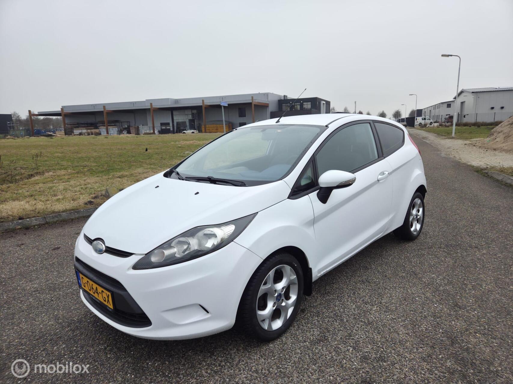 Ford Fiesta 1.25 Trend 2009 - voorkant