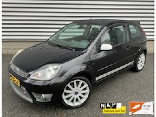 Ford Fiesta 2.0-16V ST 2008 - voorkant