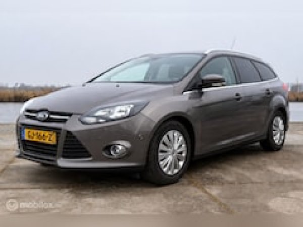 Ford Focus 1.0 EcoBoost Titanium 2014 - voorkant