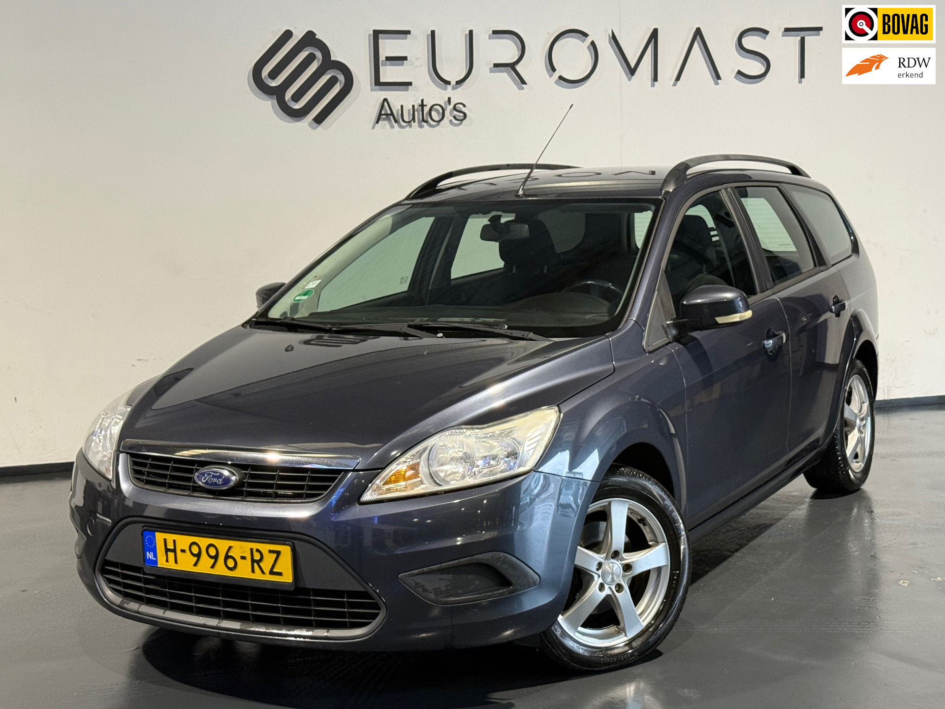 Ford Focus 1.6 Comfort Airco Cruise Pdc Nieuwe Apk 2011 - voorkant