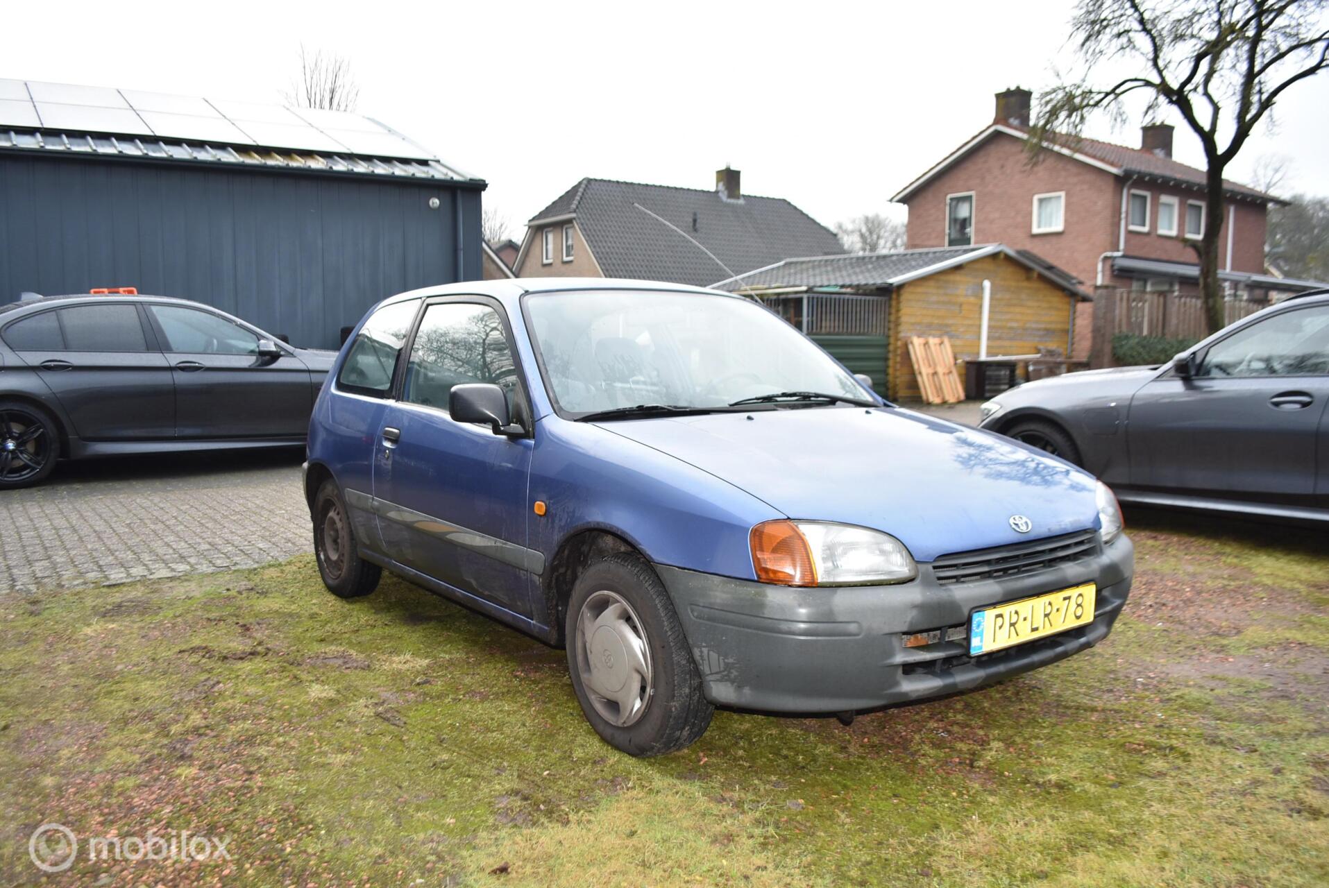 Foto van TOYOTA STARLET