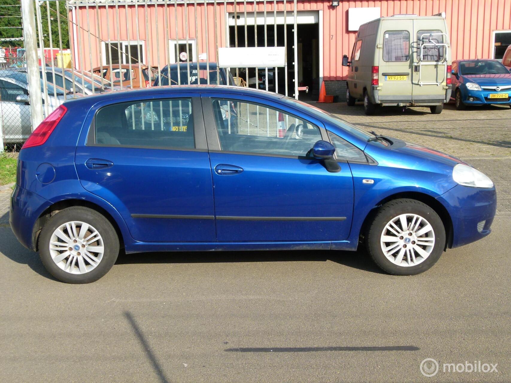 Foto van FIAT FIAT PUNTO