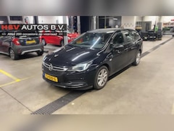 Opel Astra 1.0 Online Edition 2018 - voorkant