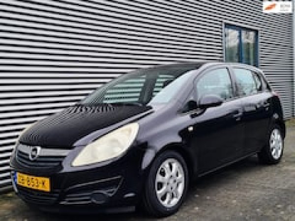 Opel Corsa 1.0-12V Essentia 2008 - voorkant